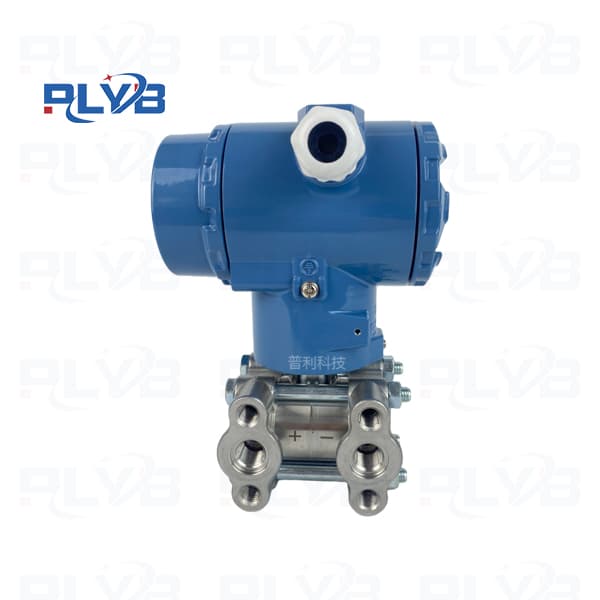 Intelligent differential pressure transmitter