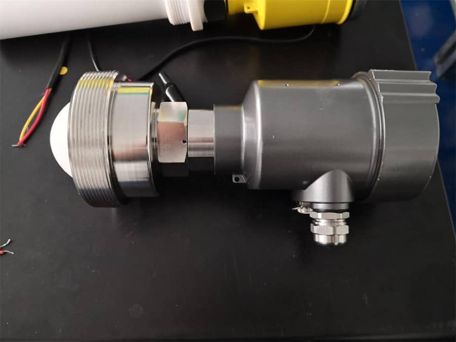 120G调频连续波雷达料位计03.jpg