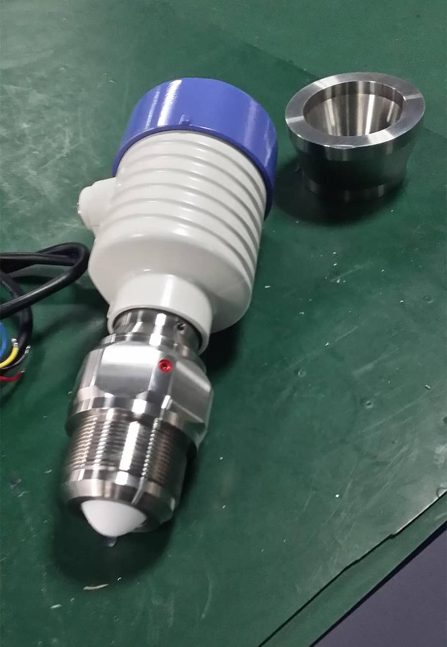 120G调频连续波雷达料位计05.jpg